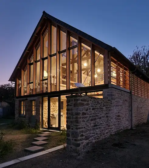 Nouveaux bureaux restaurés par Ylex achitecture à Dinan